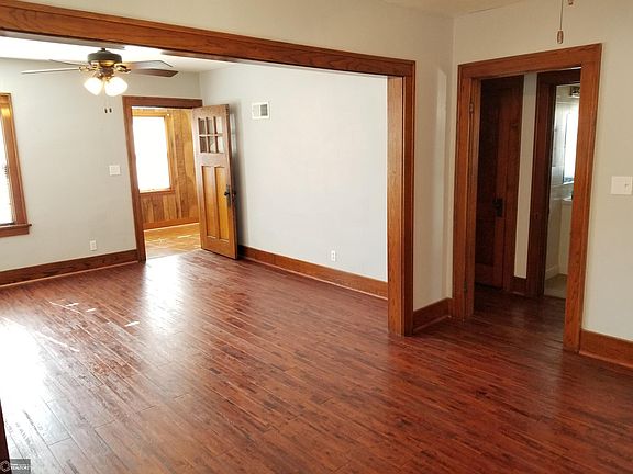 4th image of 1435 N Madison Ave