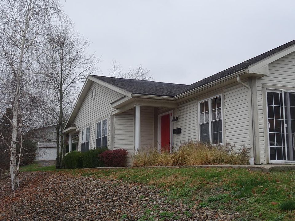 UNit B Entry