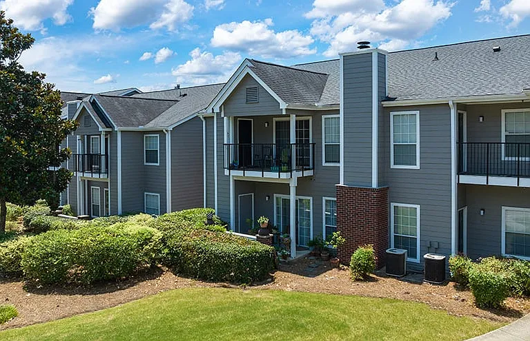 The Falls and Woods of Hoover Apartments — Photo 36