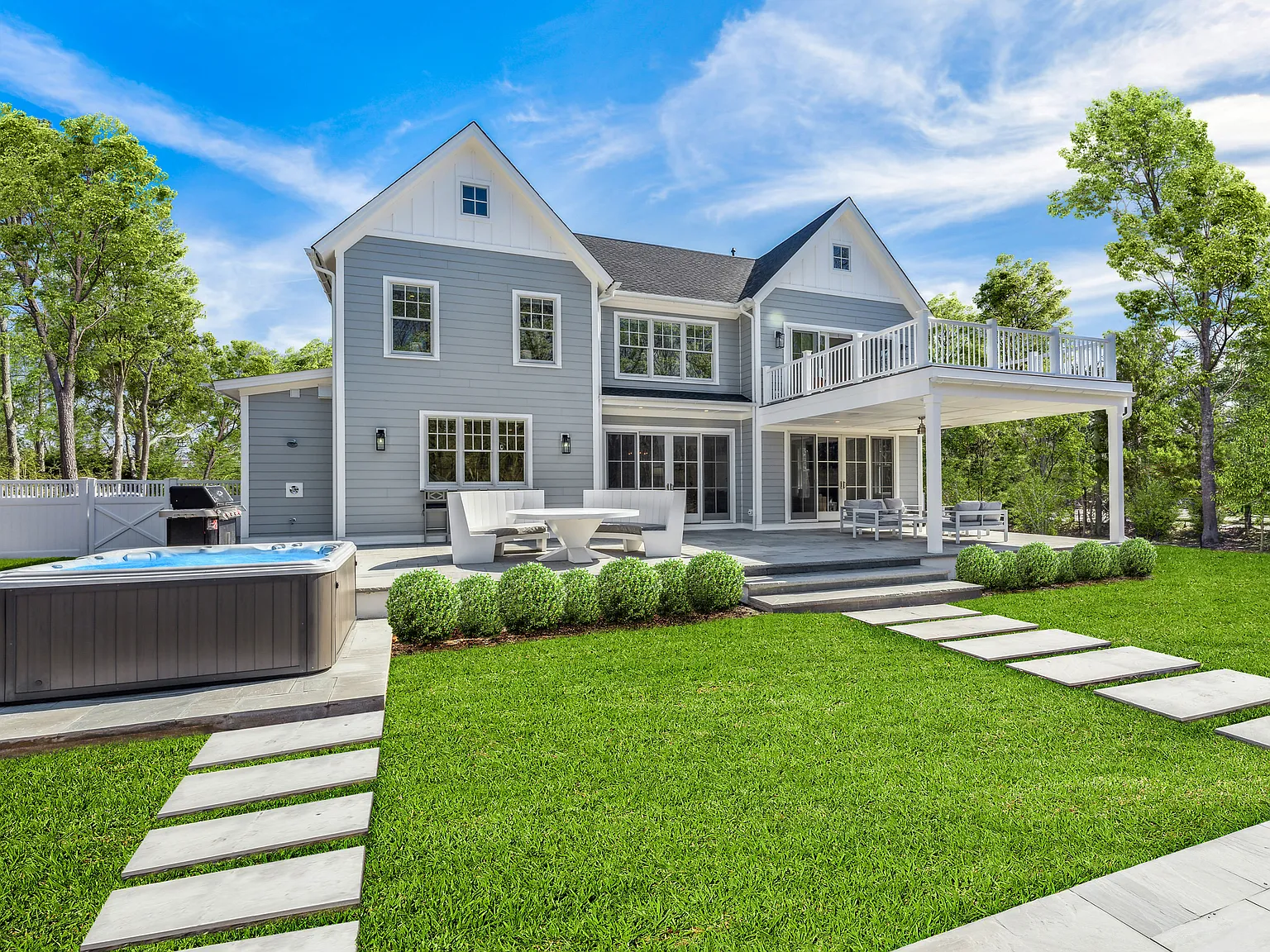 Luxe New Build: 6 Bedroom in Remsenburg — Photo 3