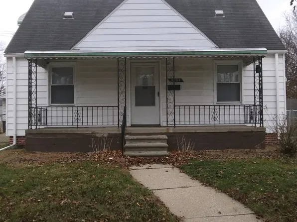 8304 Standard St, Center Line, MI 48015