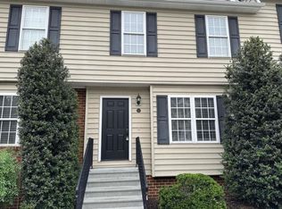 110 Aaron Pl APT 313, Lynchburg, VA 24502