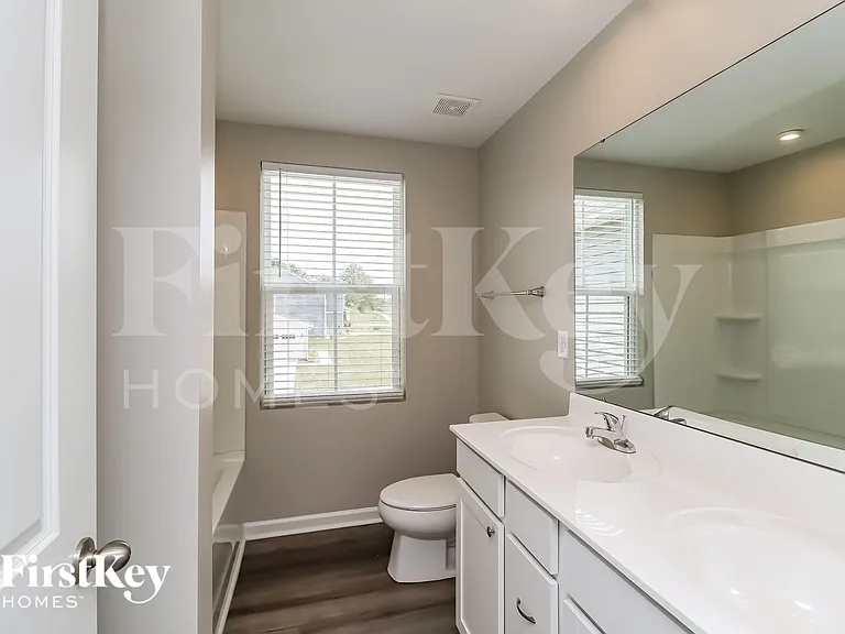 5816 Camp Ct SW — Photo 16