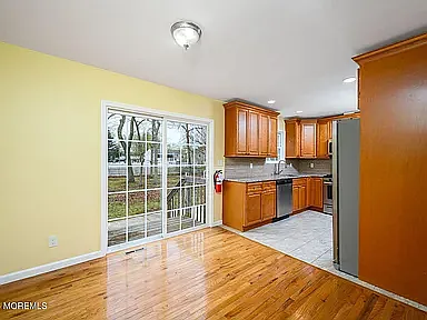 19 Princeton Dr — Photo 8