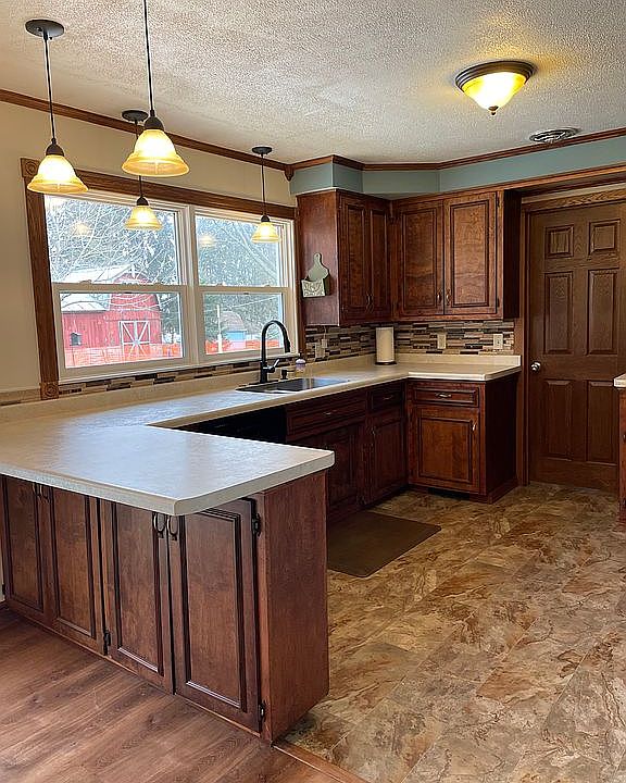 1610 Jacobsen Rd, Neenah, WI 54956 Zillow