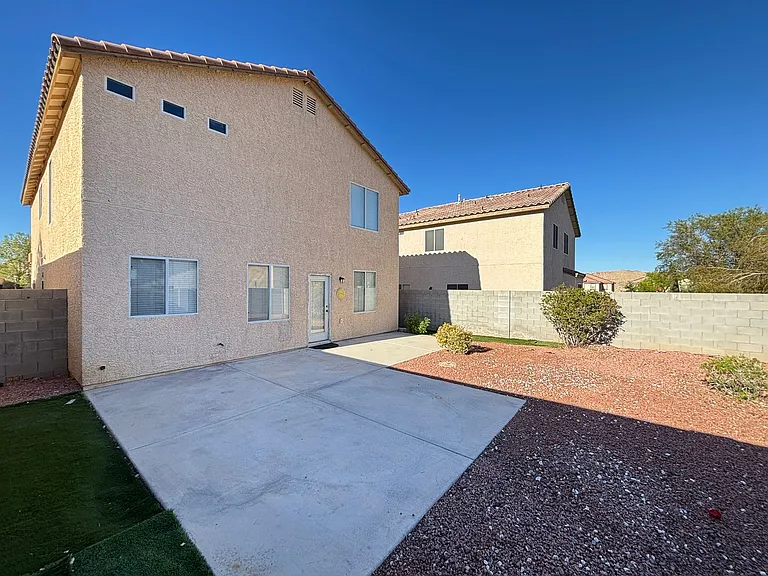 10413 Orange Port Ct — Photo 38