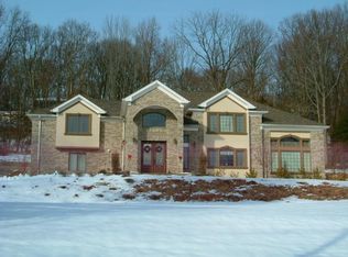 125 Mountain Ave, Gillette, NJ 07933