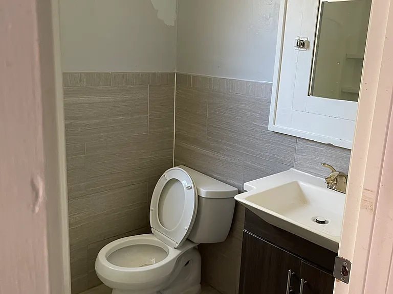 1515 NW 19th St #1 — Photo 5