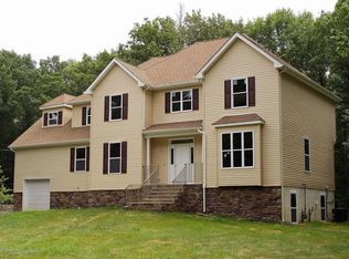855 Vermont Ave, Lakewood, NJ 08701