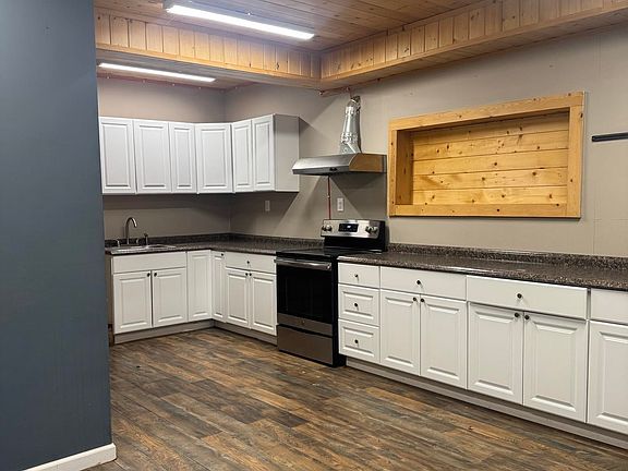 2nd image of 1360 Gull Rd