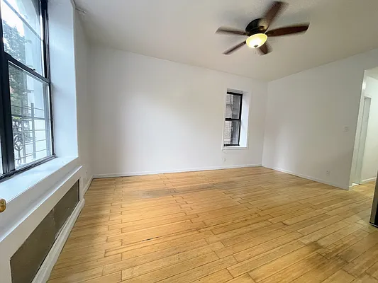 Rented by Heritage Realty LLC | media 9