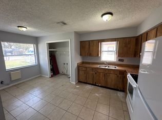 4847 16th St, Zephyrhills, FL 33542