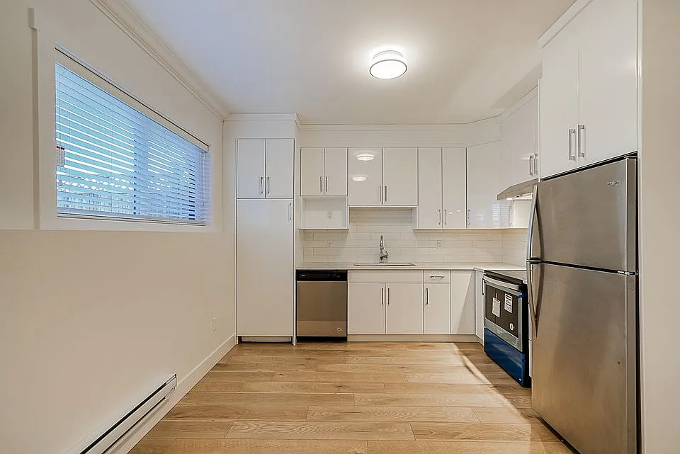2 bed, 850 sqft, $1,650 — Photo 3
