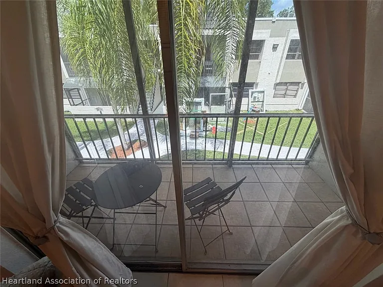 7921 SW 104th St #211-F — Photo 2