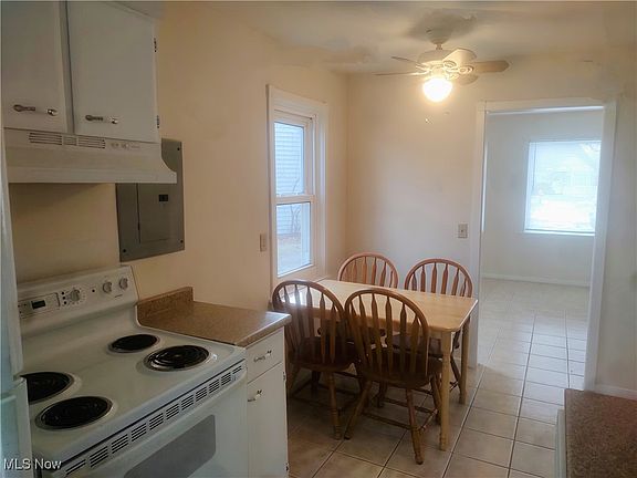 4th image of 23310 Pam Ct