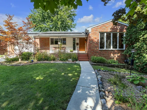 2209 Independence Blvd, Ann Arbor, MI 48104