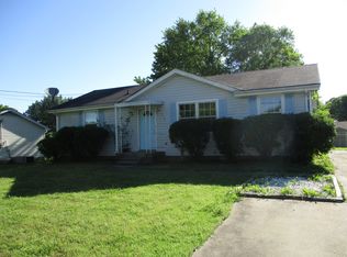 917 Ryan Dr, Clarksville, TN 37042