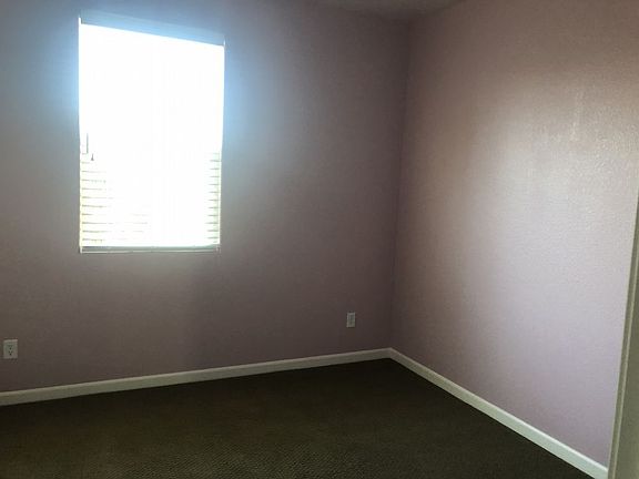 5th image of 876 Graphite Ln