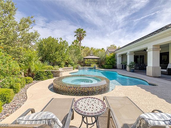 2nd image of 5594 Sumac Ridge Ct