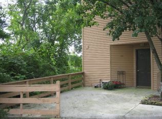 440 Olympia Dr, Maryville, TN 37804