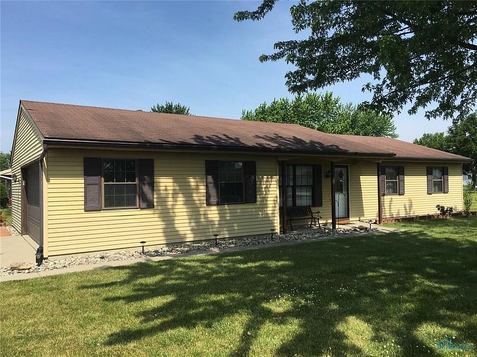 1st image of 224 Palmer Ln