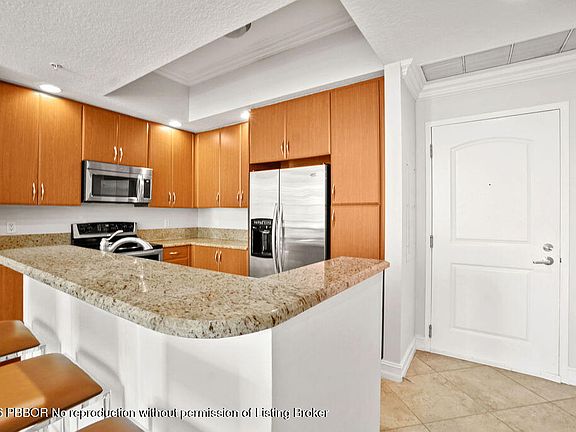 2nd image of 701 S Olive Ave APT 1003