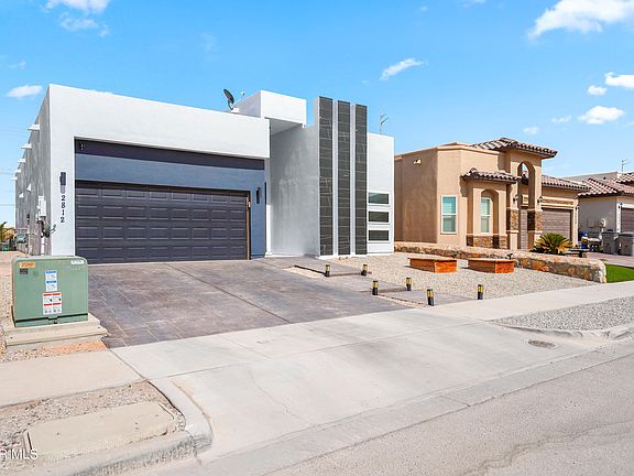3rd image of 2812 Tierra Oasis St