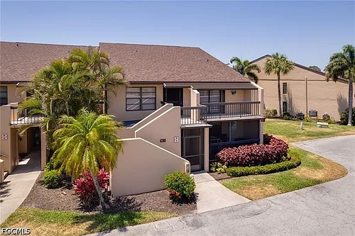 15489 Admiralty Cir #5 Photo 1