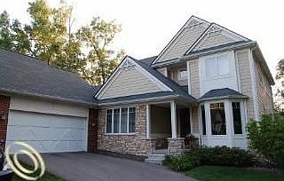 1st image of 1090 Oakwood Dr #1