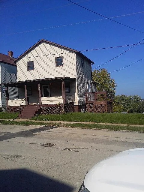 2 bed, 1.5 bath, 600 sqft, $950 — Photo 1