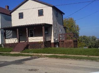 675 Ewing St, Washington, PA 15301
