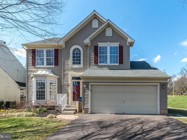4419 Sunflower Dr, Doylestown, PA 18902