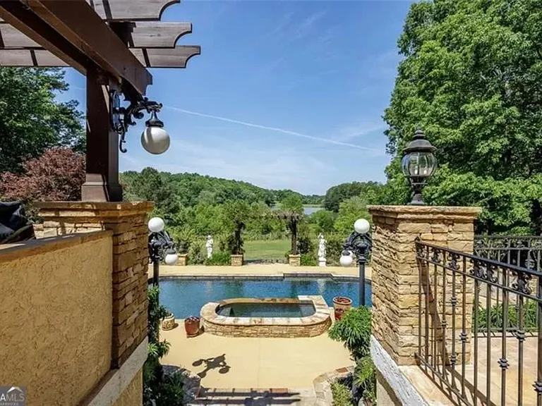 Saddlesprings Dr — Photo 19