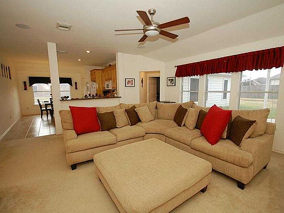 4th image of 108 Arbor Springs Ln