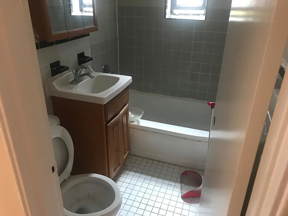 2nd image of 13960 85th Dr #5