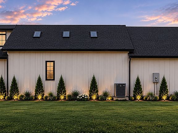 3rd image of 4505 Crown Knoll Cir