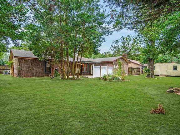 3rd image of 1246 Tamara Dr