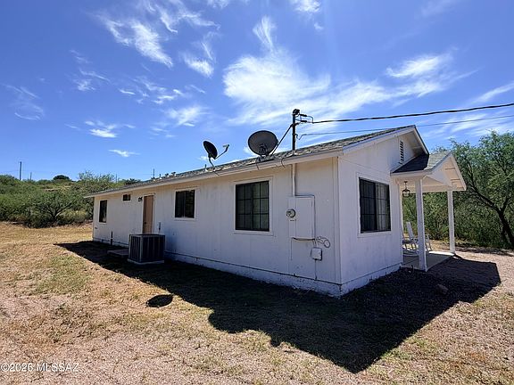 2nd image of 225 Paseo Montura
