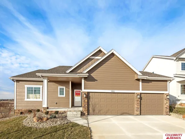 21051 Drexel St, Elkhorn, NE 68022