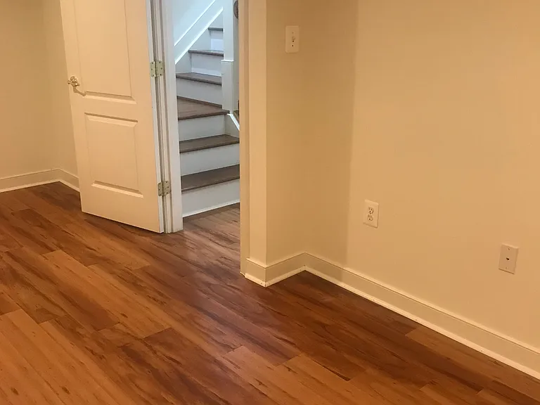 13005 Taxi Dr — Photo 25