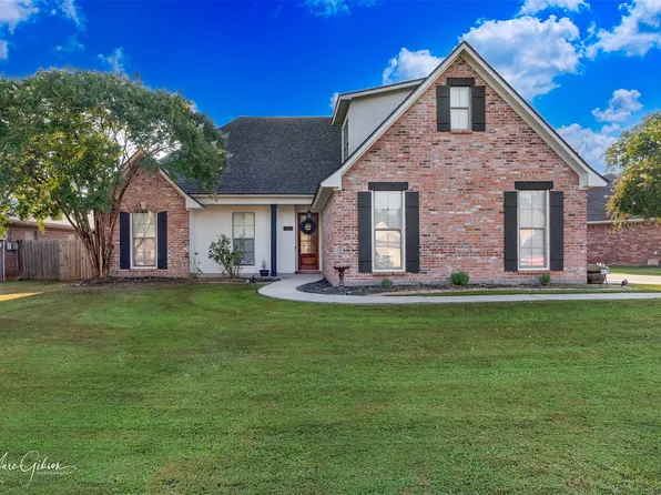 4229 Parkridge Dr, Benton, LA 71006