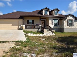 3017 Rolling Oaks Dr, New Braunfels, TX 78132