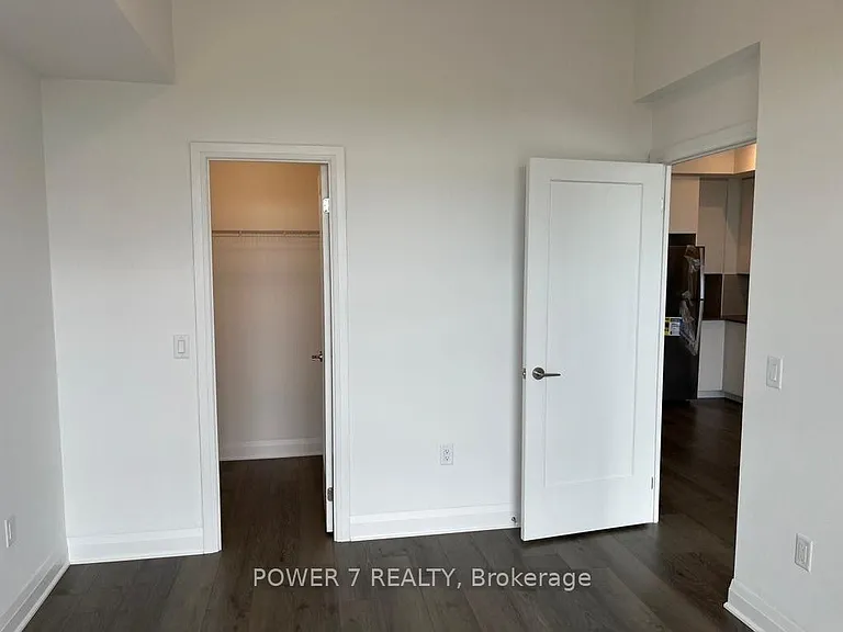 3220 Sheppard Ave N #611 — Photo 5