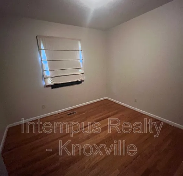 7931 W Cliff Dr — Photo 9
