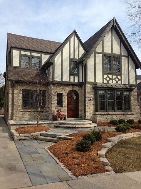 1st image of 5840 N Lake Dr