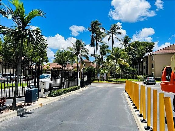 3rd image of 9166 W Atlantic Blvd APT 1627