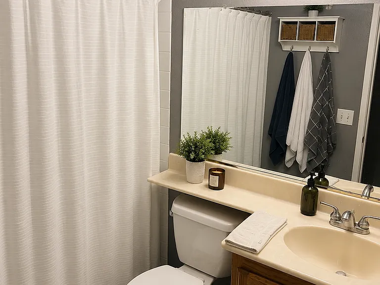 9133 Vancouver Dr — Photo 2