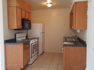 1016 Sheridan Rd APT A, Winthrop Harbor, IL 60096