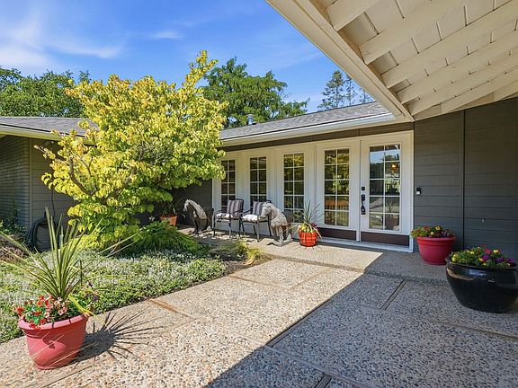 3rd image of 4509 E 56th Ave