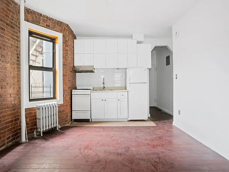 172 Delancey St #3B — Photo 4